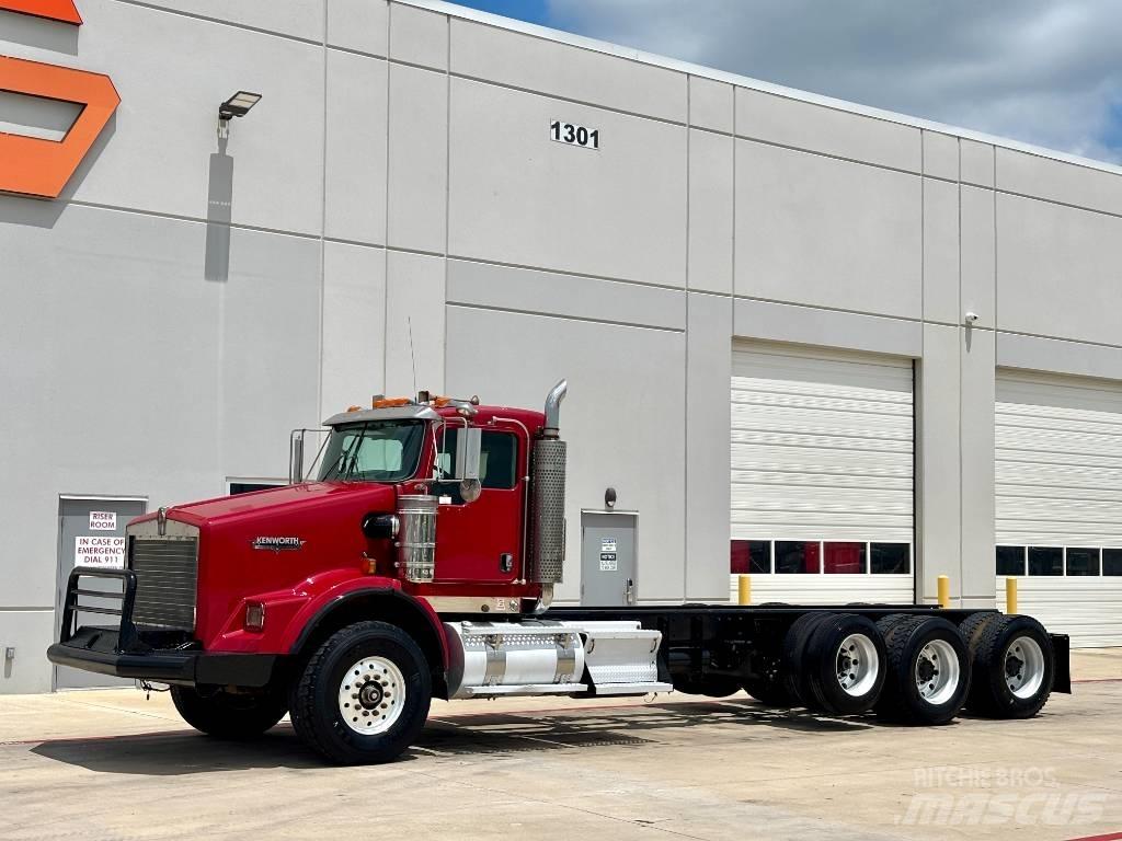 Kenworth T 800 Naudoti vilkikai