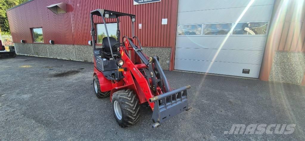 Flexitrac 1126 Daugiafunkciniai pakrovėjai