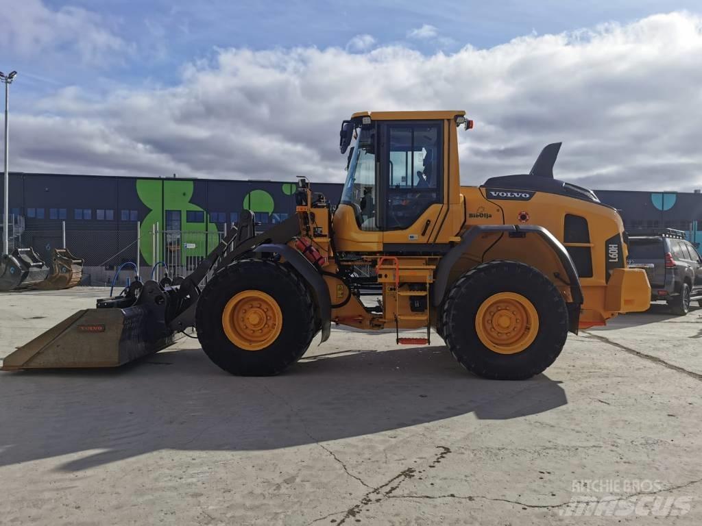 Volvo L60H2 Naudoti ratiniai krautuvai