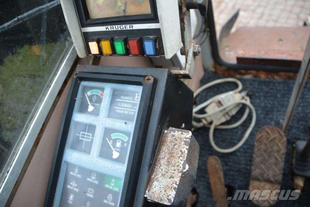 Hitachi KH 150-3 Vikšriniai kranai