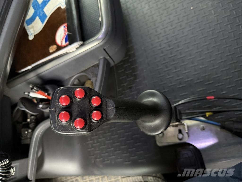 Scania R580 Savivarčių priekabų vilkikai