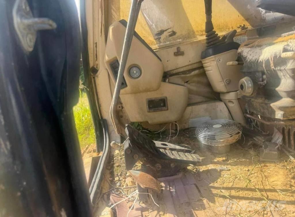 CAT 315 L Vikšriniai ekskavatoriai