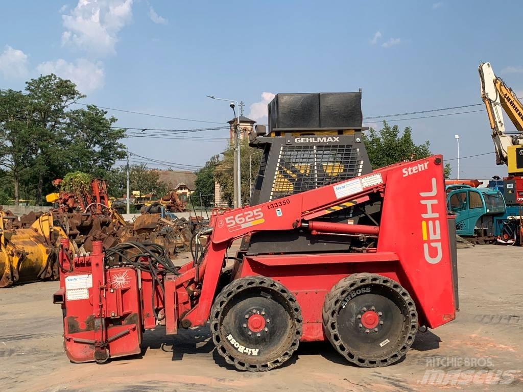 Gehl SL5625 Krautuvai su šoniniu pasukimu
