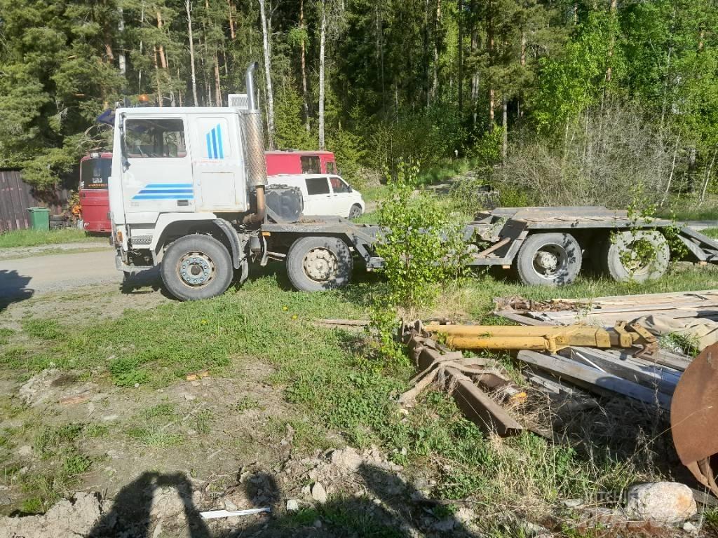 Volvo F12 Platformos/ Pakrovimas iš šono