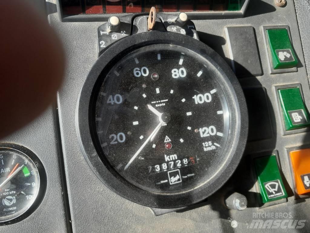 Volvo F12 Platformos/ Pakrovimas iš šono