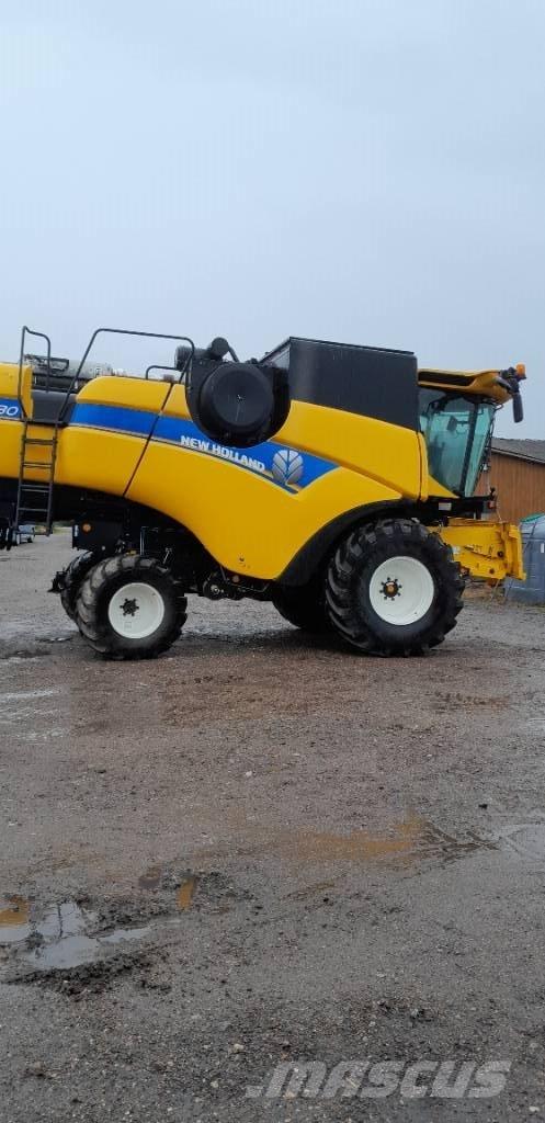 New Holland CX5.80 Derliaus nuėmimo kombainai