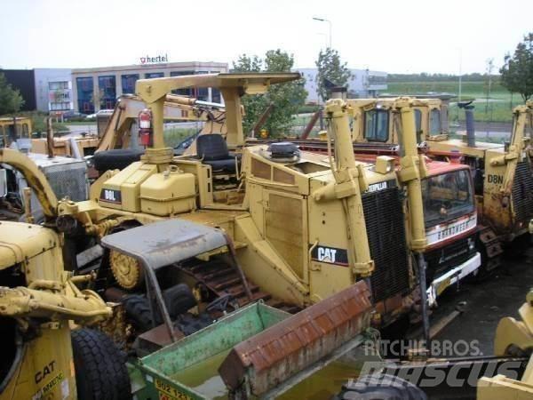 CAT D8L Vikšriniai buldozeriai