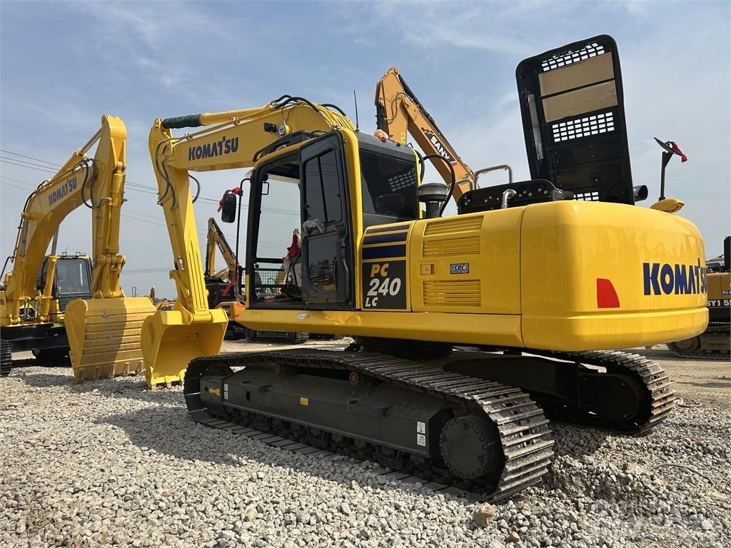 Komatsu PC 240 Vikšriniai ekskavatoriai