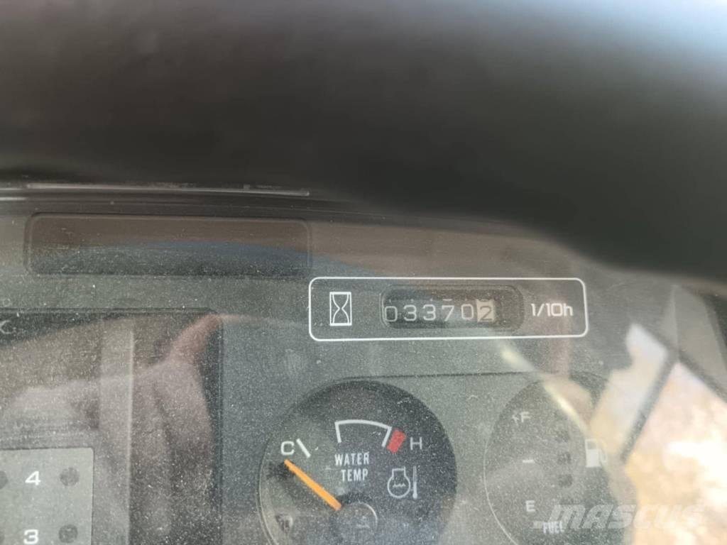 Hitachi ZW 370 Naudoti ratiniai krautuvai