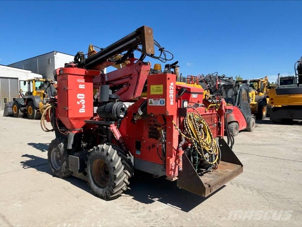 Sandvik DC 302 R Žemės paviršiaus gręžimo technika