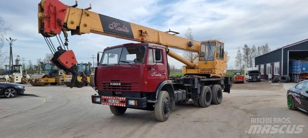 Kamaz 25T Visureigiai kranai