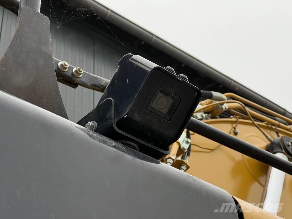 CAT 325F LCR Vikšriniai ekskavatoriai
