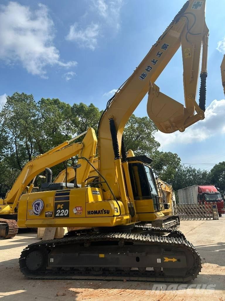 Komatsu PC 220-8 Vikšriniai ekskavatoriai