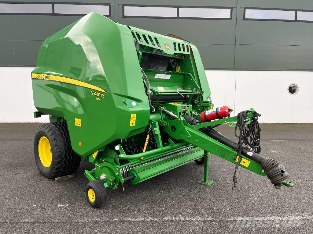John Deere V 451R Ritinių presai