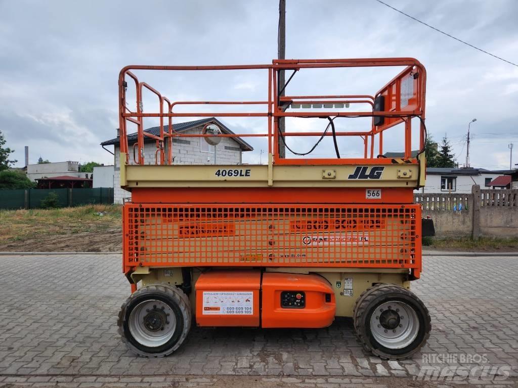 JLG E 4069 LE Žirkliniai keltuvai