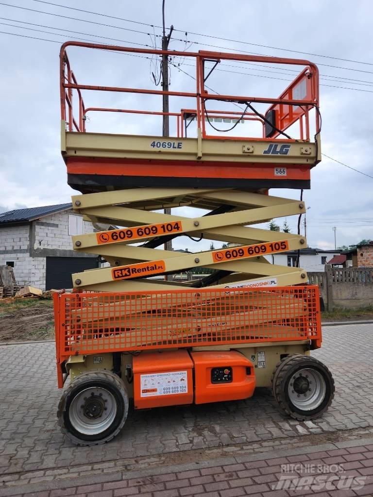 JLG E 4069 LE Žirkliniai keltuvai