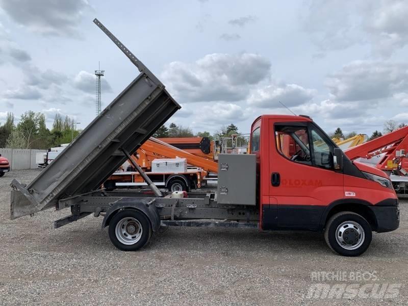 Iveco 35C13 - Tipper Savivarčių priekabų vilkikai