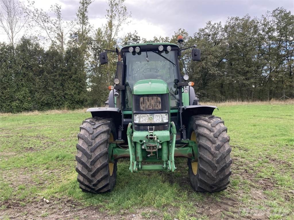 John Deere 7430 Traktoriai
