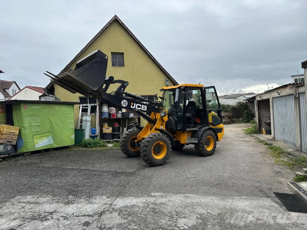 JCB 406 T 4 Naudoti ratiniai krautuvai