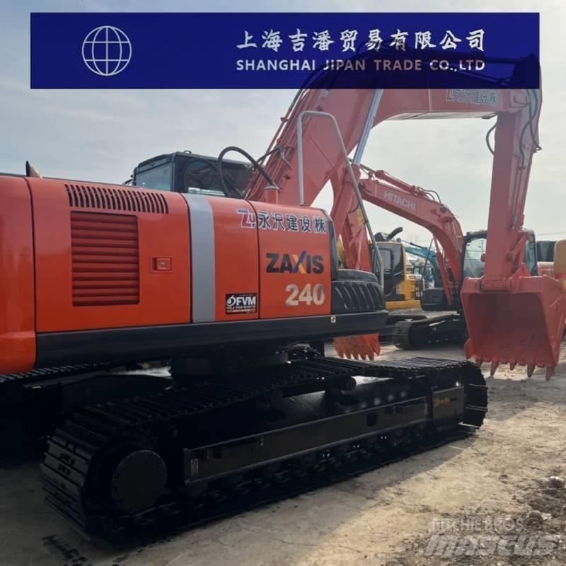 Hitachi ZX 240 Vikšriniai ekskavatoriai