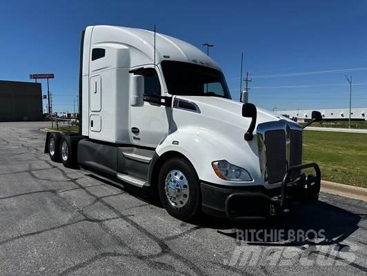 Kenworth T 680 Naudoti vilkikai