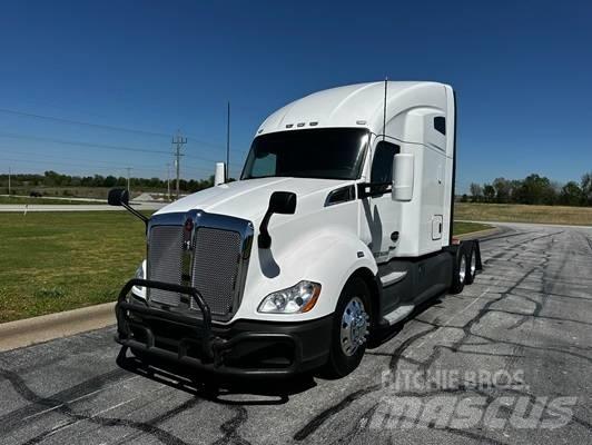 Kenworth T 680 Naudoti vilkikai