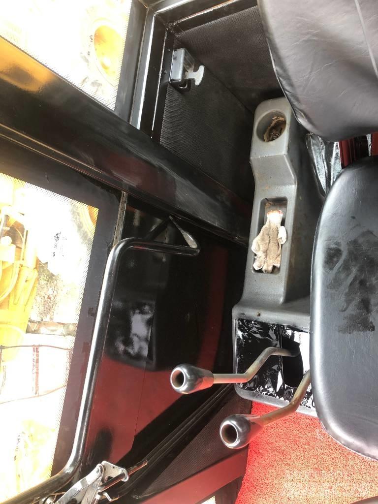 CAT 966 Naudoti ratiniai krautuvai