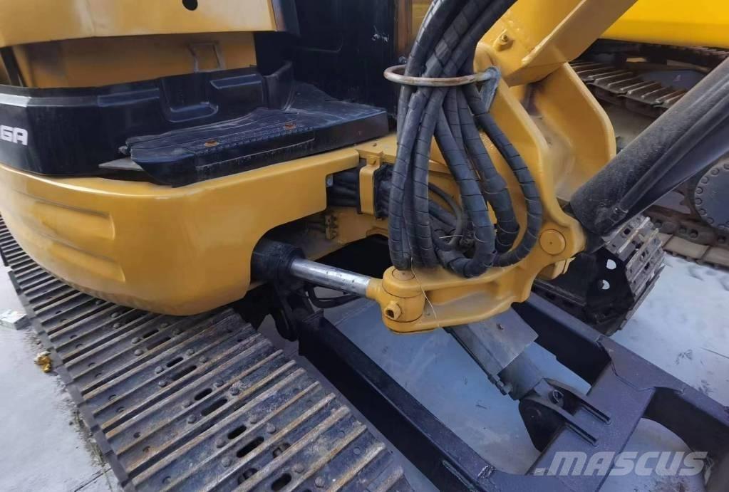 CAT 304 CR Mini ekskavatoriai < 7 t