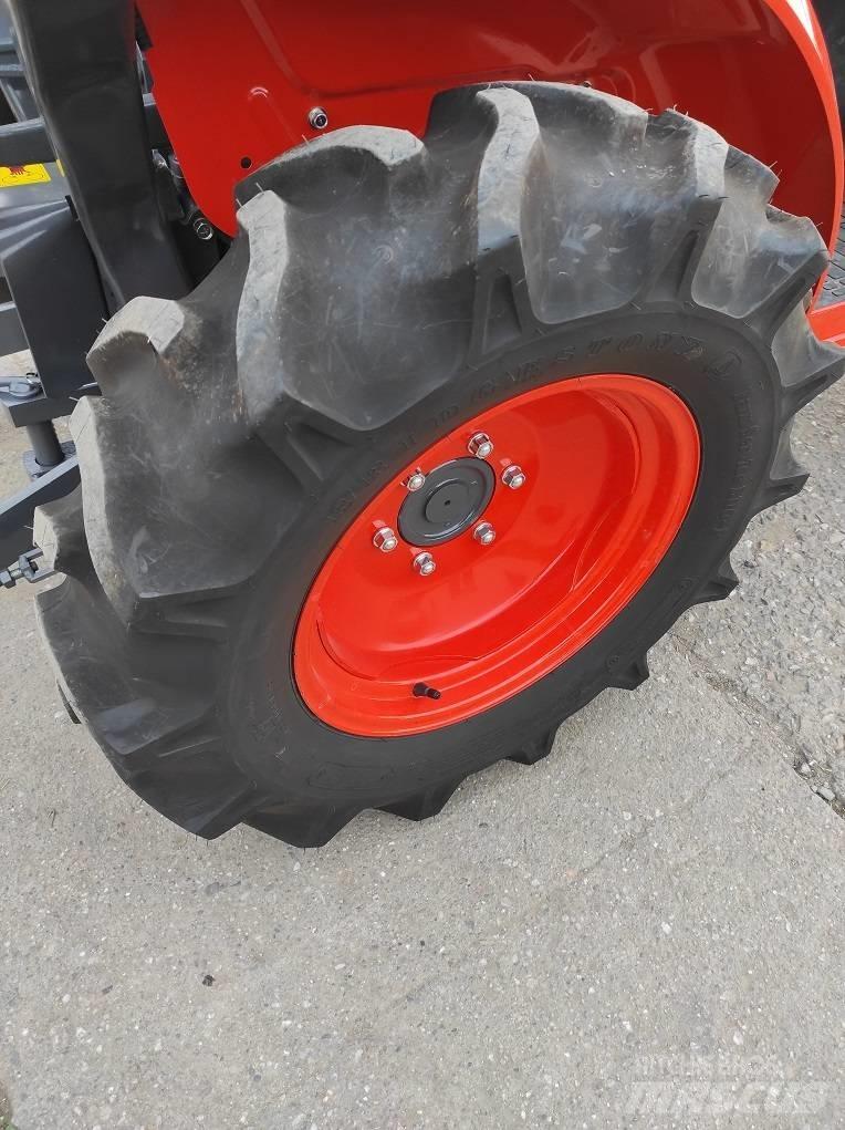 Kubota B1121 Naudoti kompaktiški traktoriai