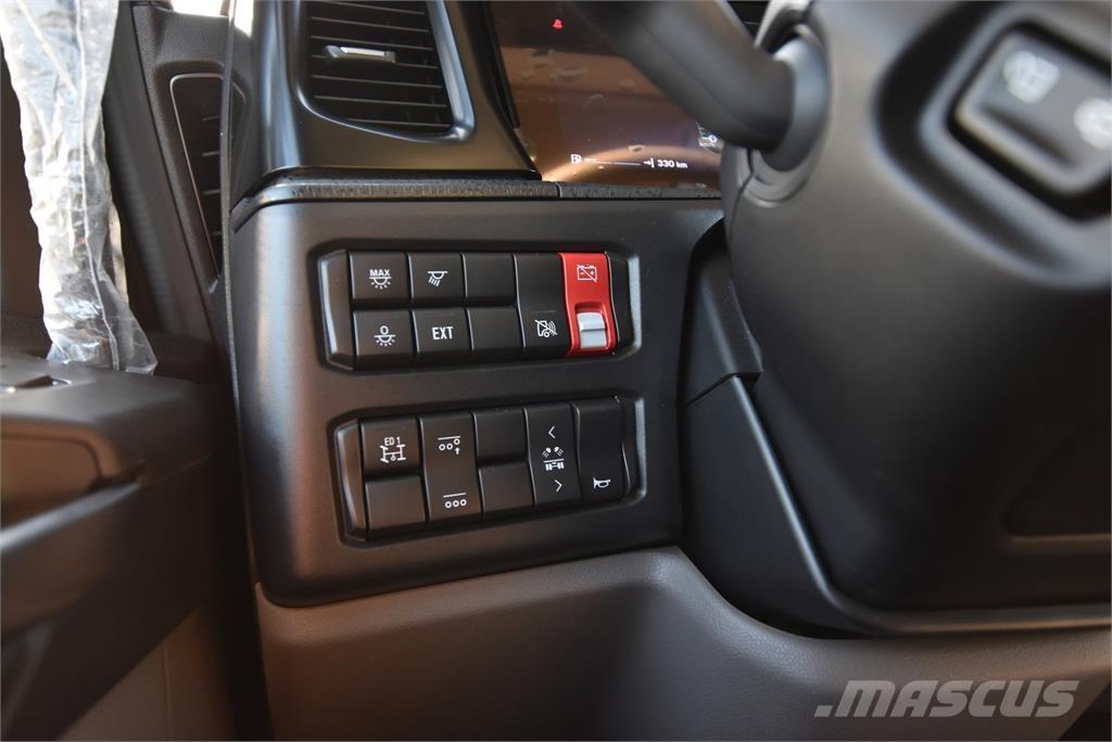 Scania R590 8X4 Važiuoklė su kabina