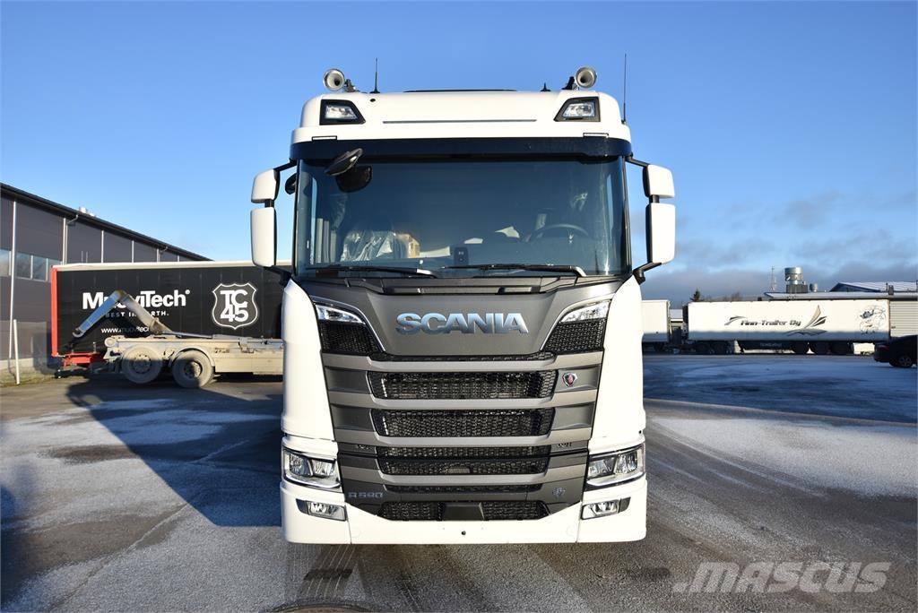 Scania R590 8X4 Važiuoklė su kabina