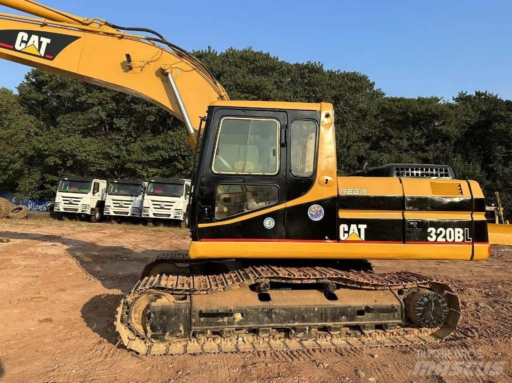 CAT 320 B L Vikšriniai ekskavatoriai