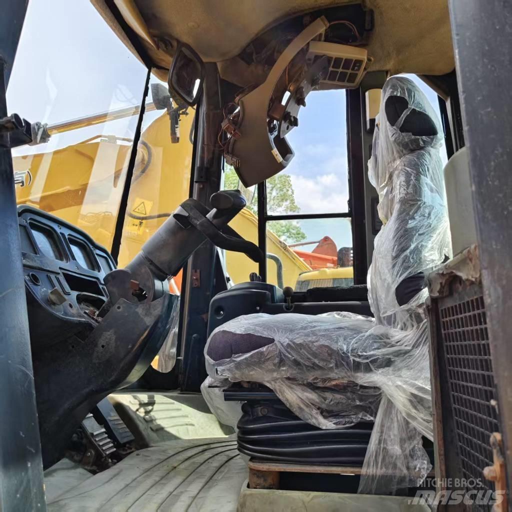 CAT 980 G Naudoti ratiniai krautuvai