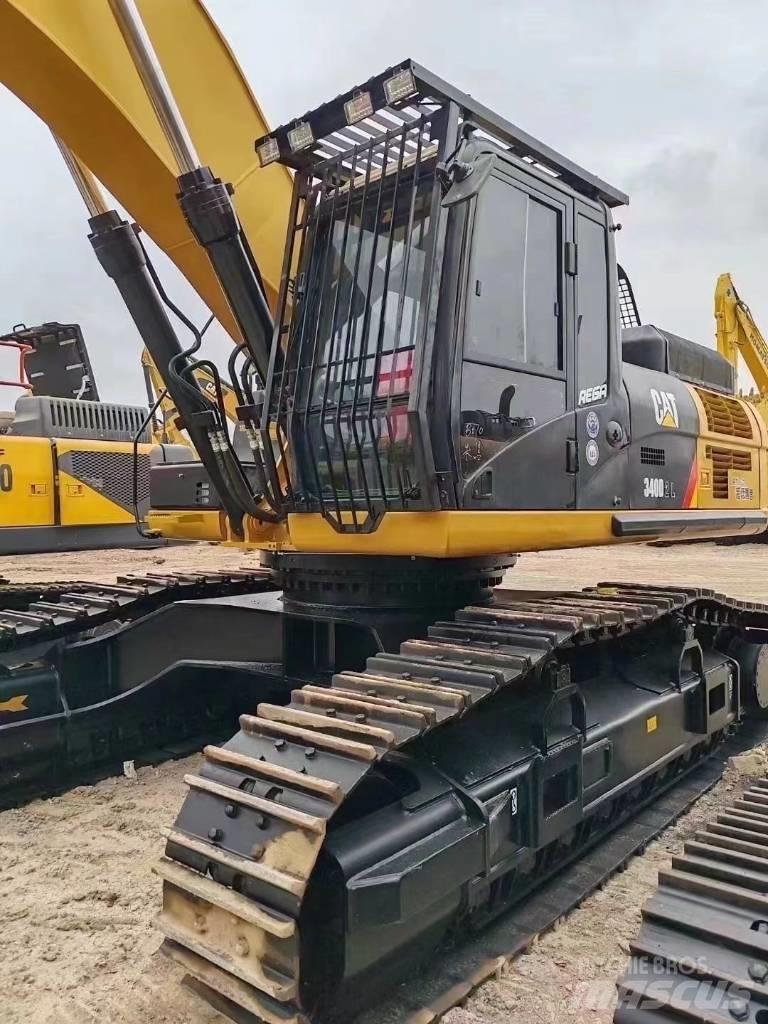 CAT 324 D Vikšriniai ekskavatoriai