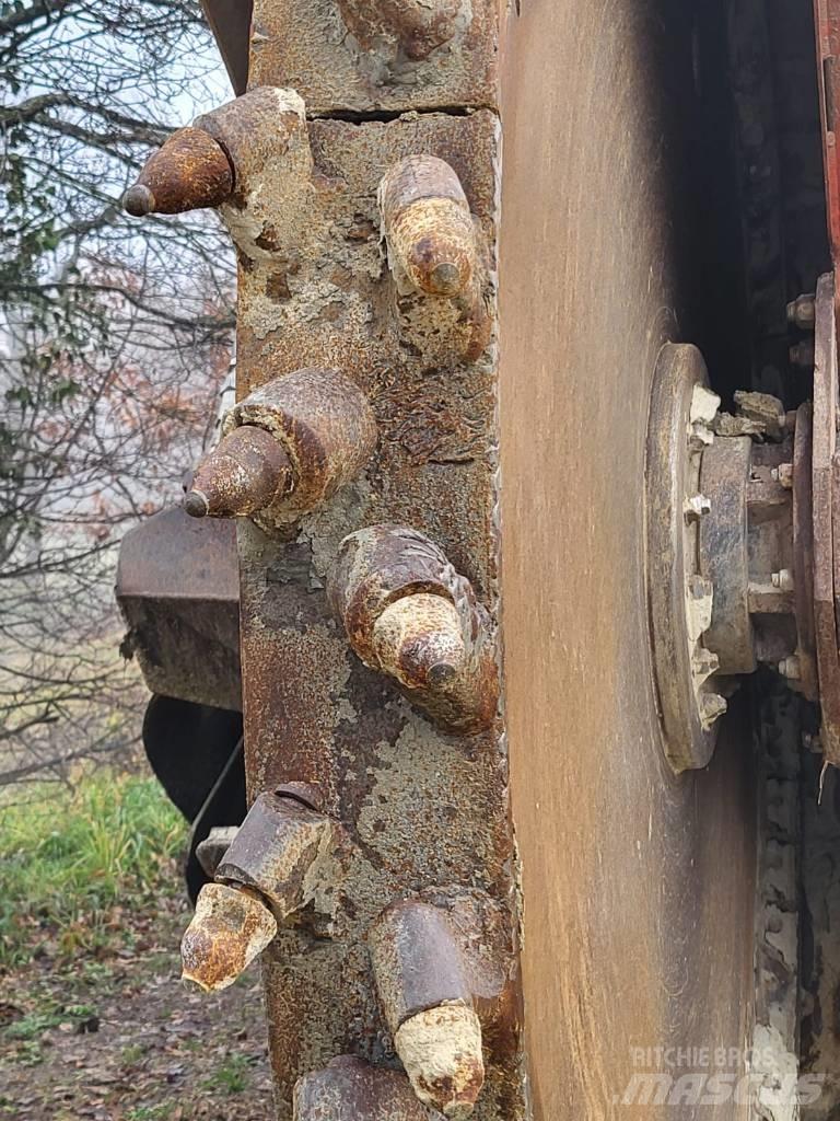 Ditch Witch RT125 Tranšėjų ekskavatoriai