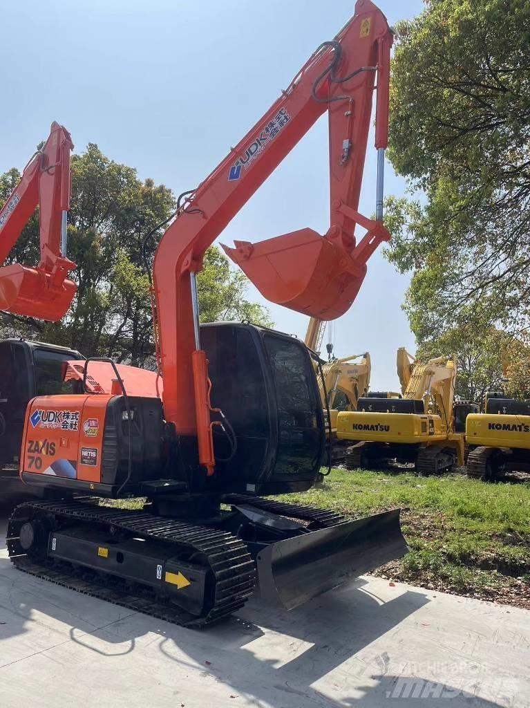 Hitachi ZX 70 Vikšriniai ekskavatoriai