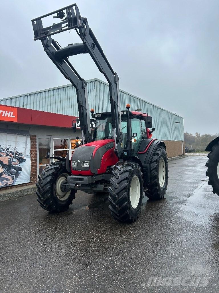 Valtra N 121 Traktoriai
