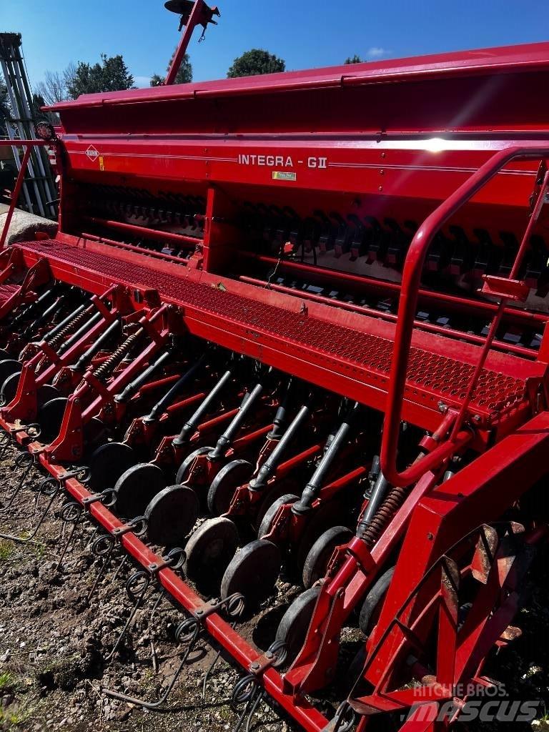 Kuhn HR 4003 D Sėjamieji kombainai