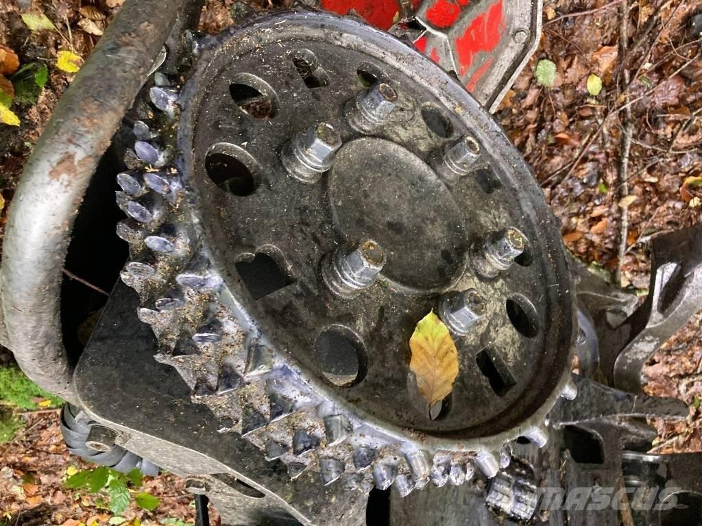 Komatsu 365.1 Medžių kirtimo mašinų darbinės galvos