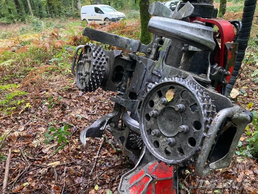 Komatsu 365.1 Medžių kirtimo mašinų darbinės galvos