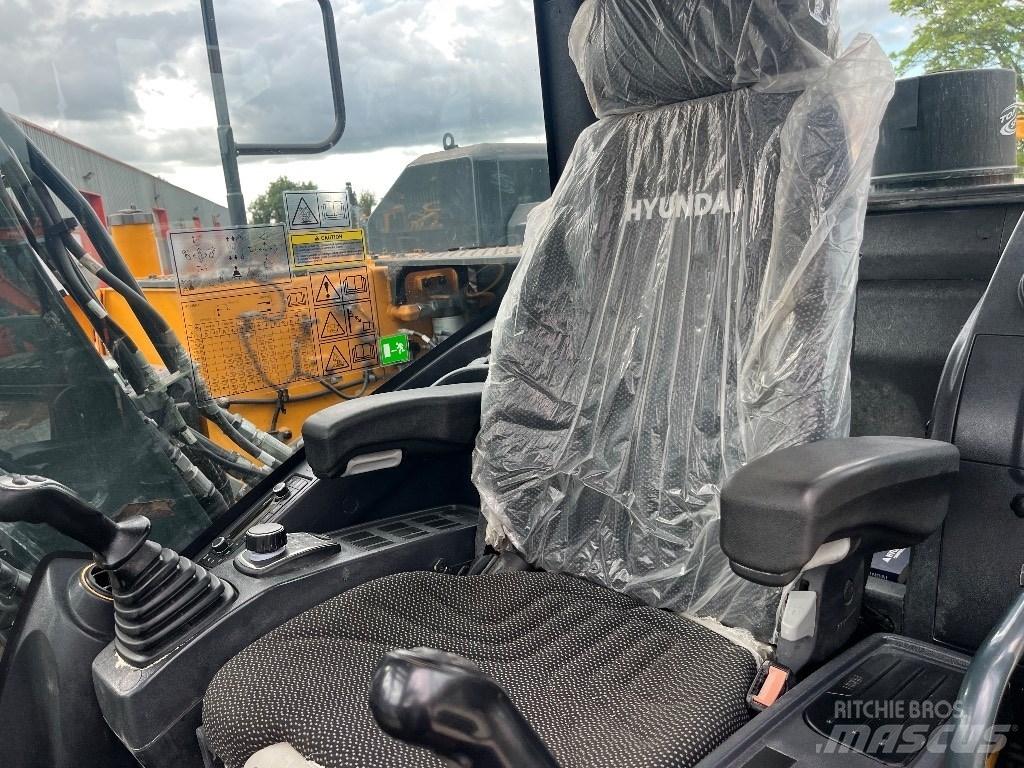 Hyundai HX 140 AL Vikšriniai ekskavatoriai