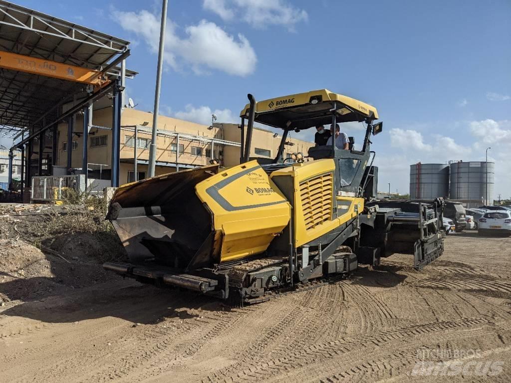 Bomag BF700C-2 Asfalto klotuvai