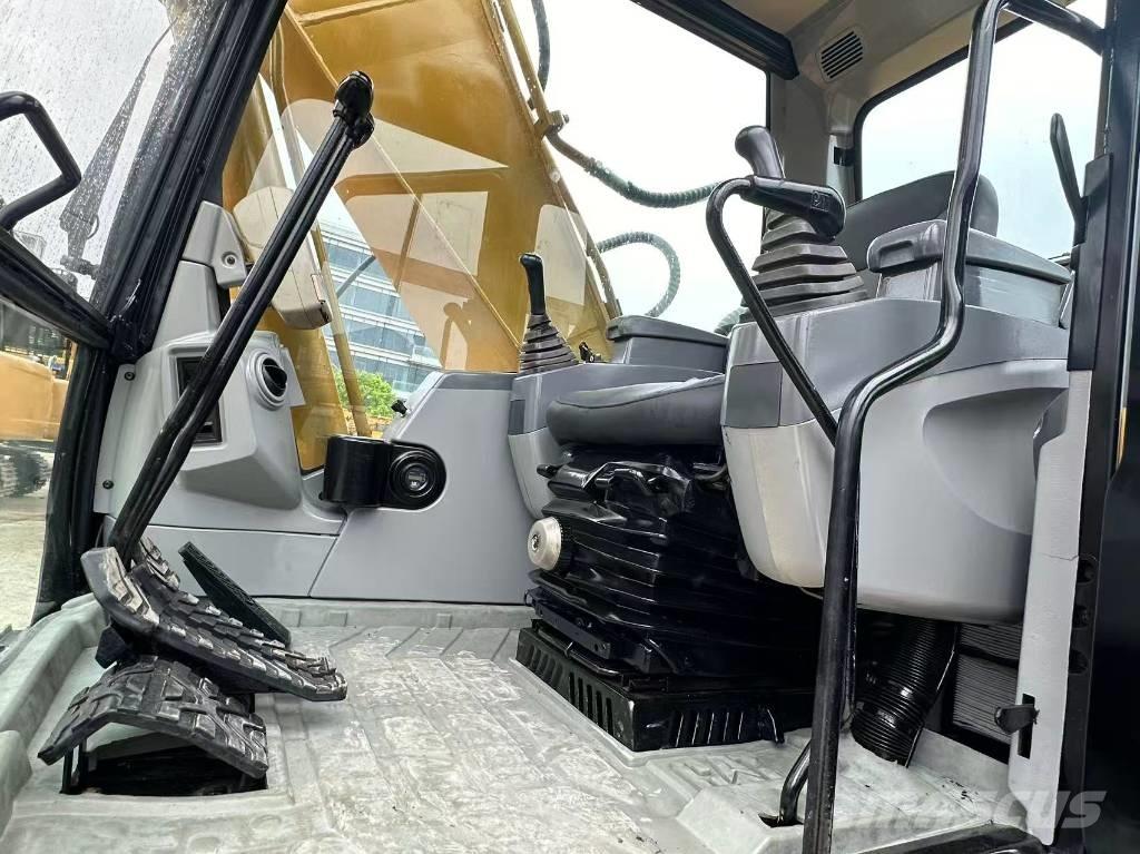 CAT 320 C L Vikšriniai ekskavatoriai