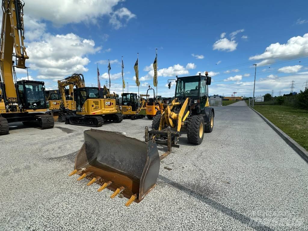 Komatsu WA 80 Naudoti ratiniai krautuvai