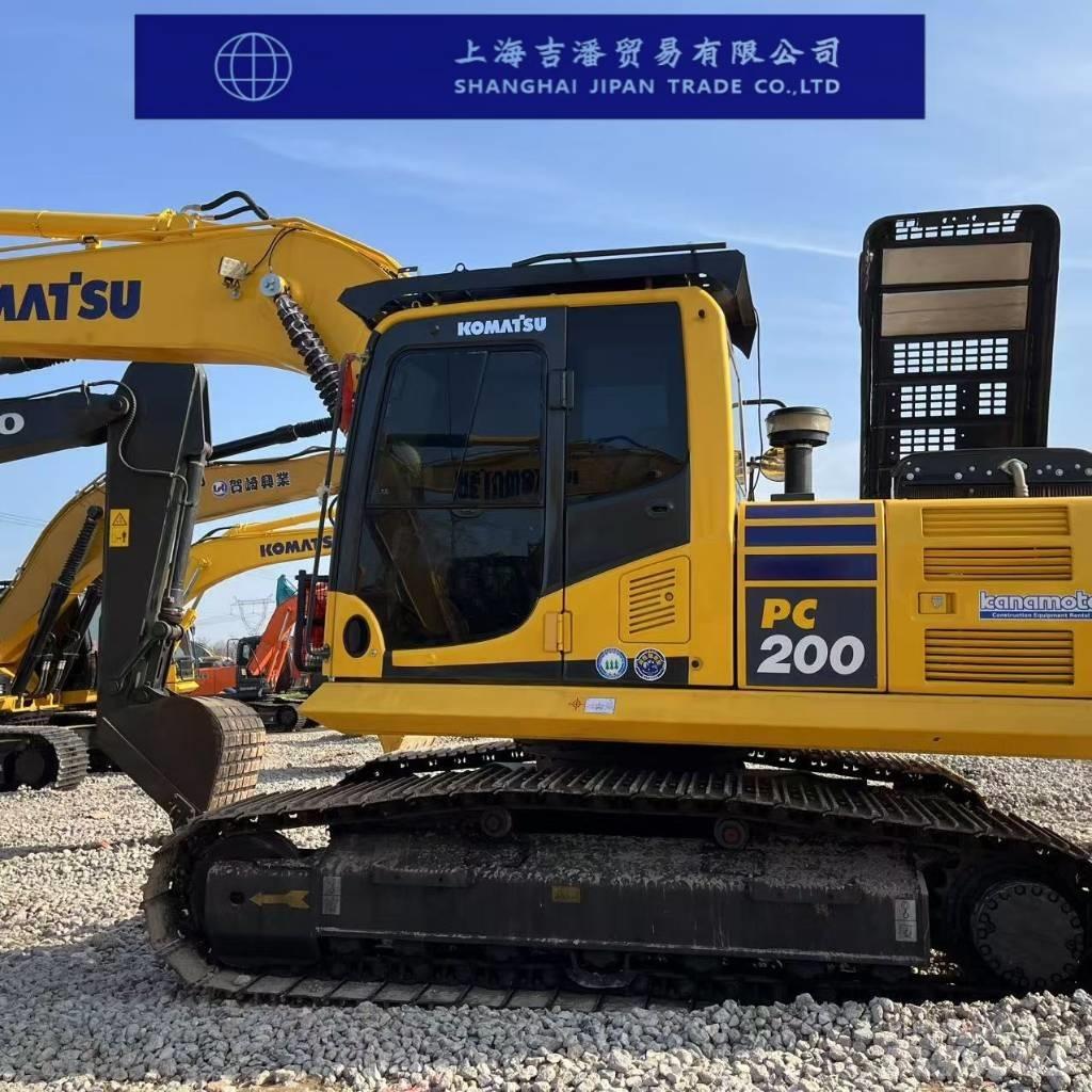 Komatsu PC 200 Vikšriniai ekskavatoriai