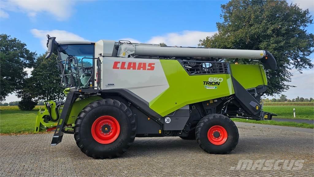 CLAAS Trion 650 Derliaus nuėmimo kombainai