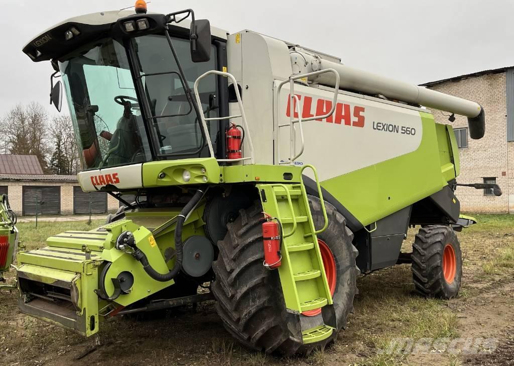 CLAAS Lexion 460 Derliaus nuėmimo kombainai