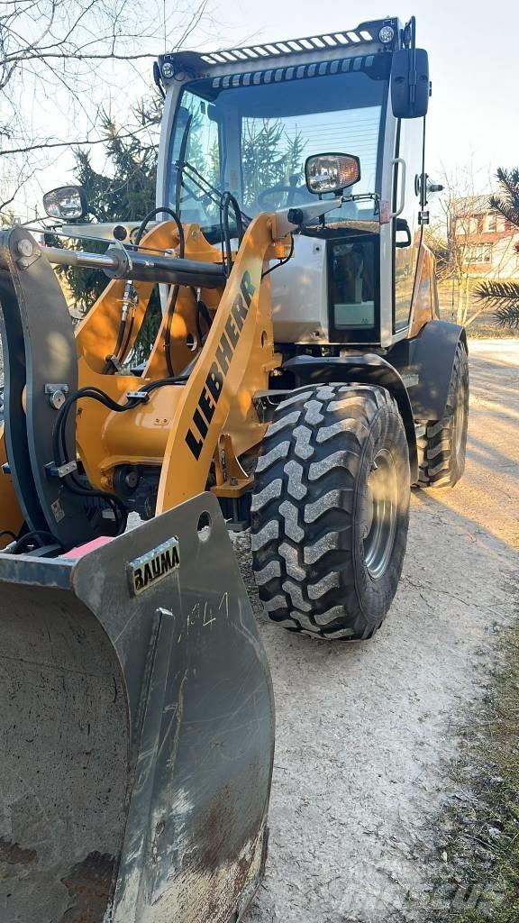 Liebherr L 508 Naudoti ratiniai krautuvai