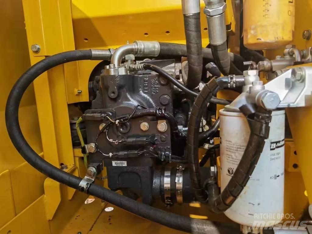 Komatsu PC 110 Vikšriniai ekskavatoriai