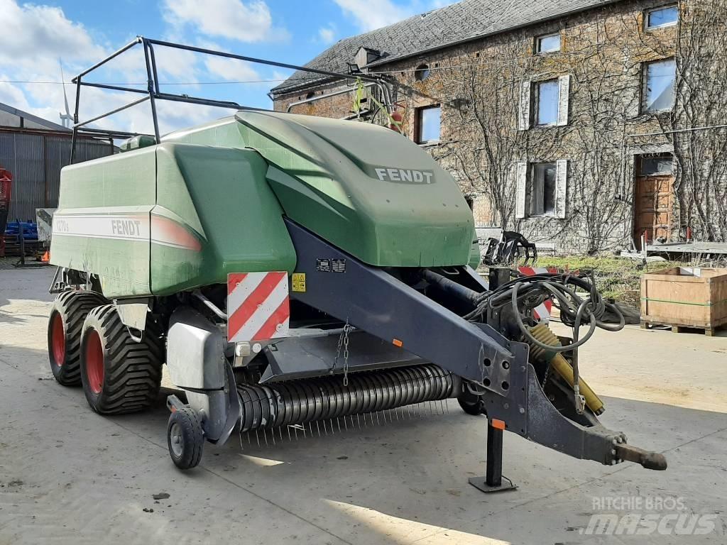 Fendt 1270 ST Stačiakampių ryšulių presai